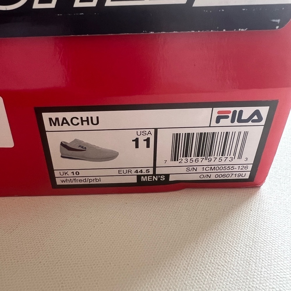 NIB Men's Fila Machu Low Profile Red/White/Blue Accents 🔥🔥 - Picture 2 of 7